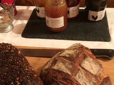 Le pain et confiture maison